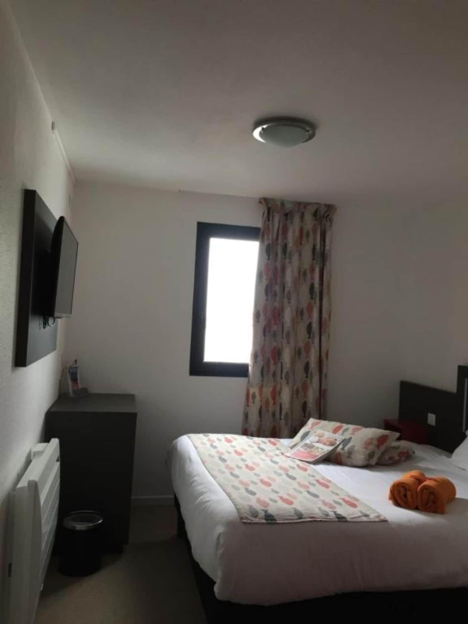Kyriad Direct La Rochelle Aytre Exterior photo